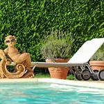 Hébergement de vacances Maison Avec Piscine Et Jacuzzi *