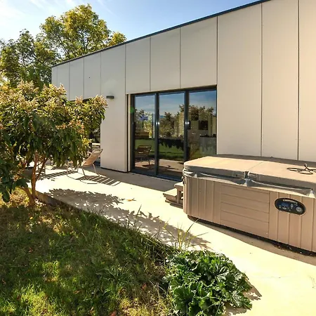 Maison Avec Piscine Et Jacuzzi Дом отдыха Алекс